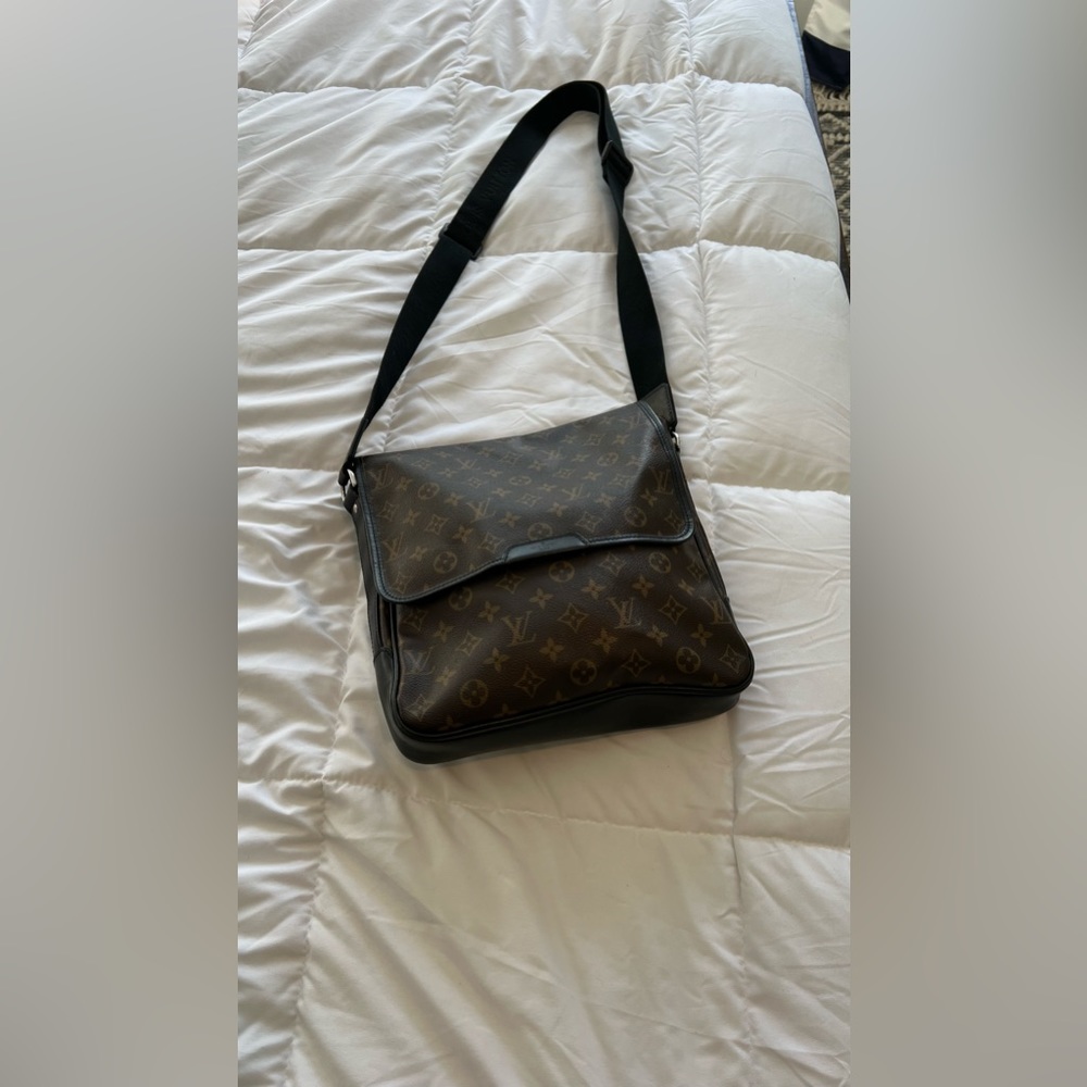 Authentic LV Messenger bag